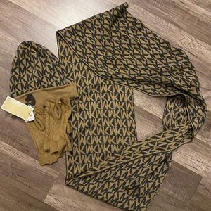 Michael Kors Scarf, hat and gloves